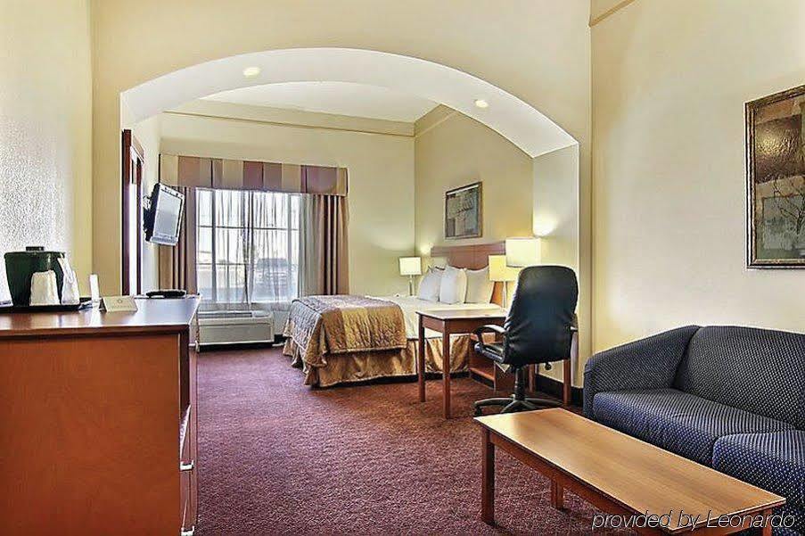 La Quinta By Wyndham Hobbs Hotel Exterior photo
